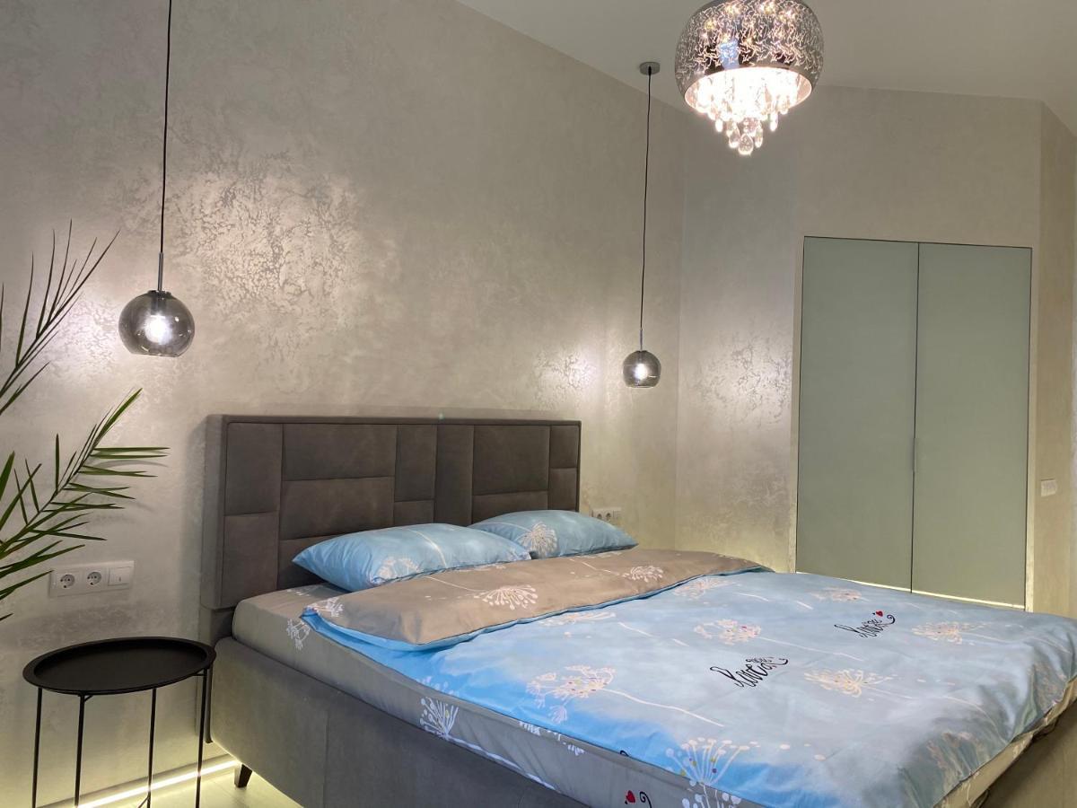 Panorama Luxury Apartment In The House With A Spire, A Historical Building In The City Centre Kharkov Luaran gambar