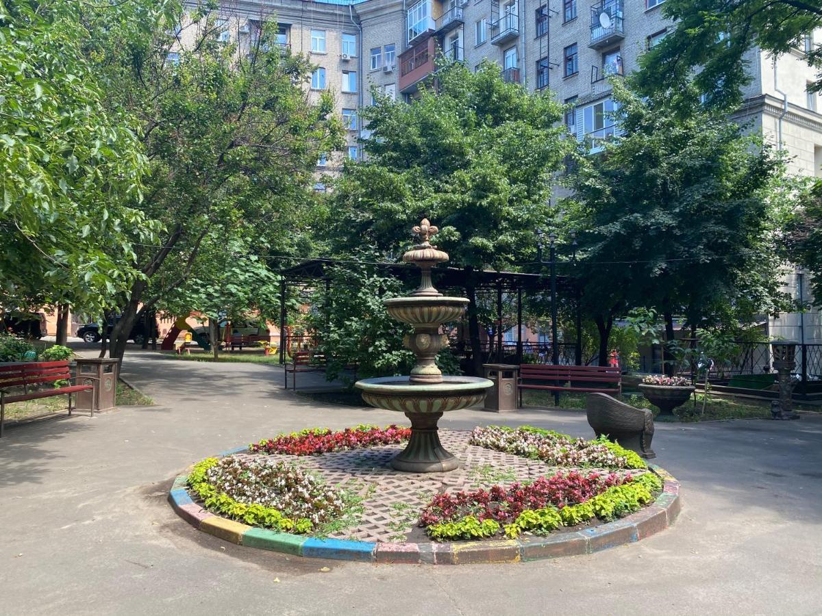 Panorama Luxury Apartment In The House With A Spire, A Historical Building In The City Centre Kharkov Luaran gambar
