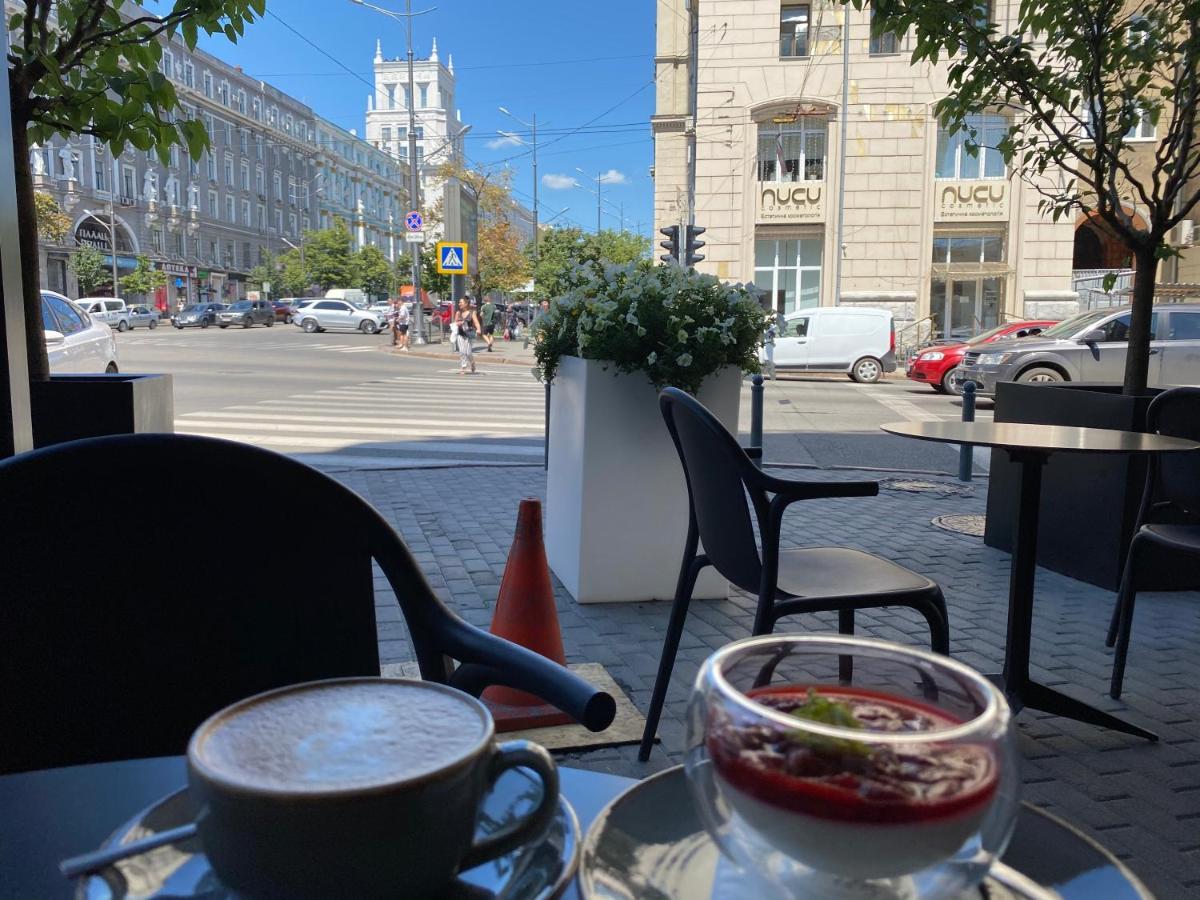 Panorama Luxury Apartment In The House With A Spire, A Historical Building In The City Centre Kharkov Luaran gambar